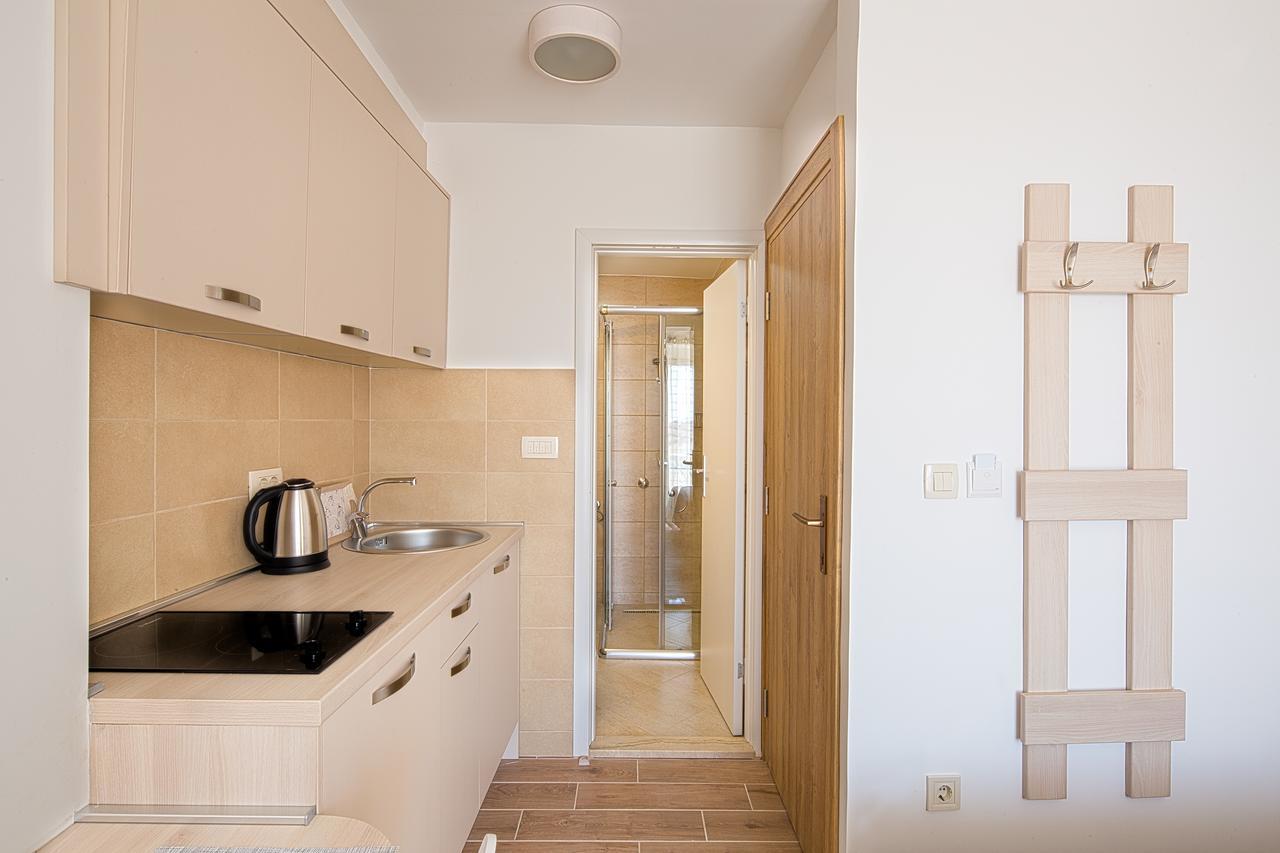 Apartments Djuro Rafailovic Будва Екстериор снимка