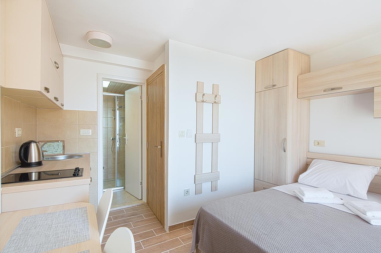 Apartments Djuro Rafailovic Будва Екстериор снимка