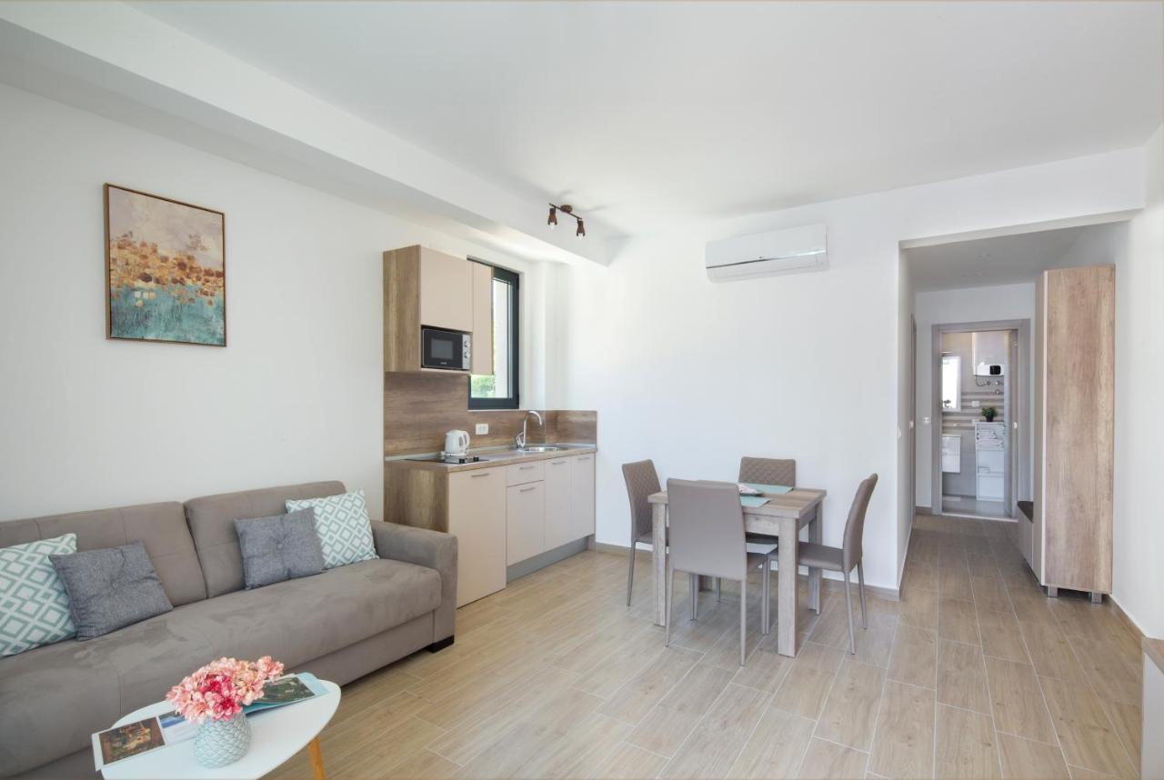 Apartments Djuro Rafailovic Будва Екстериор снимка