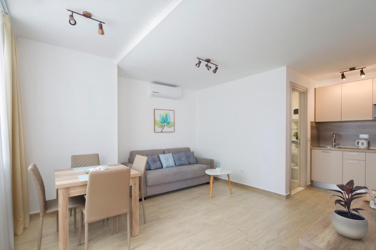Apartments Djuro Rafailovic Будва Екстериор снимка